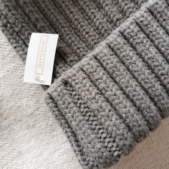 Winter Knitted Beanie Hat with Faux Fur Pom - Picture 3 of 3